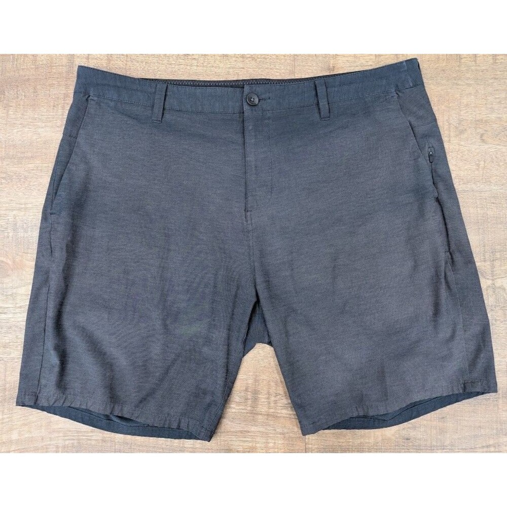 Vuori Aim Shorts Mens Size 38 Charcoal Gray 8in Stretch Golf Performance V368